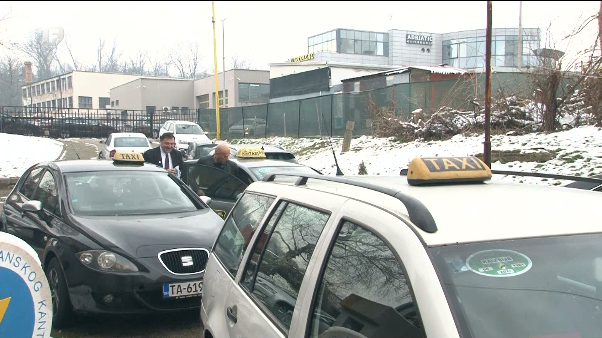 Na području Tuzlanskog kantona je 614 taksi prijevoznika